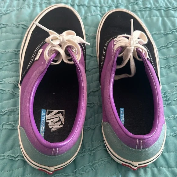 EUC Vans sz 8.5 m / 10 w black purple blue - Picture 3 of 7